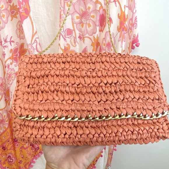 🍊Peach wicker/straw clutch bag with optional gold chain - Picture 2 of 3